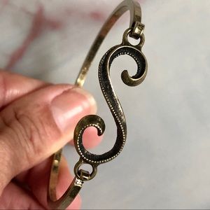 Antiqued Gold-look Initial S Bangle Bracelet NWOT